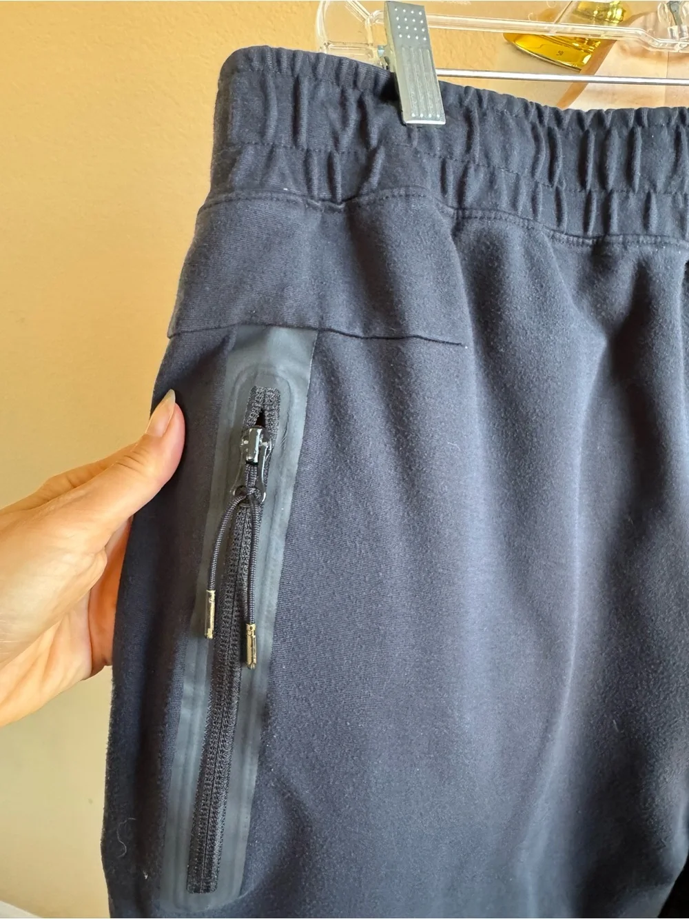 Nike Joggers Sportswear Tech Pack Knit Sweatpants - Mens 2XL Black.
